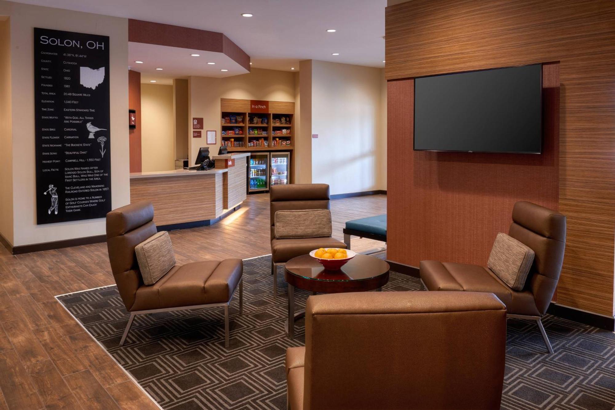 Towneplace Suites By Marriott Cleveland Solon Exteriör bild